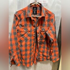 November Reine men’s long sleeve shirt sz. Medium.